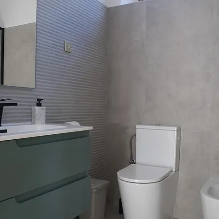 Apartman Amazing Terrace In The Historical Centre - Teate